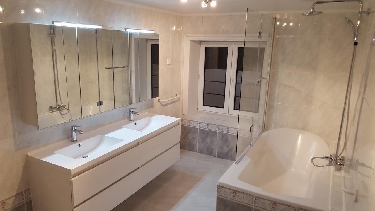 Vakantiewoningen De Jud Maasmechelen Bagian luar foto